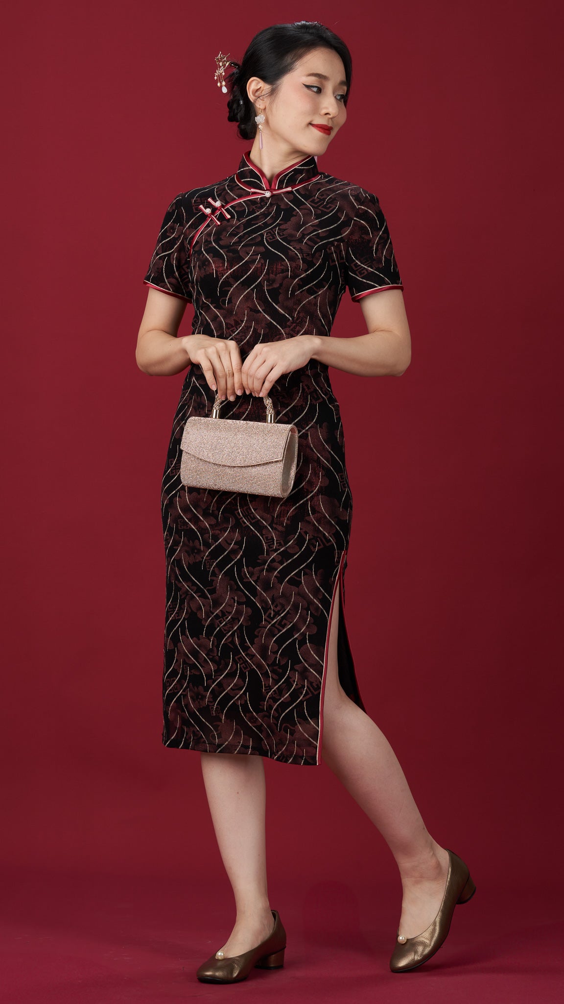 Dark Red Wave Patterned Netting Cheong Sam