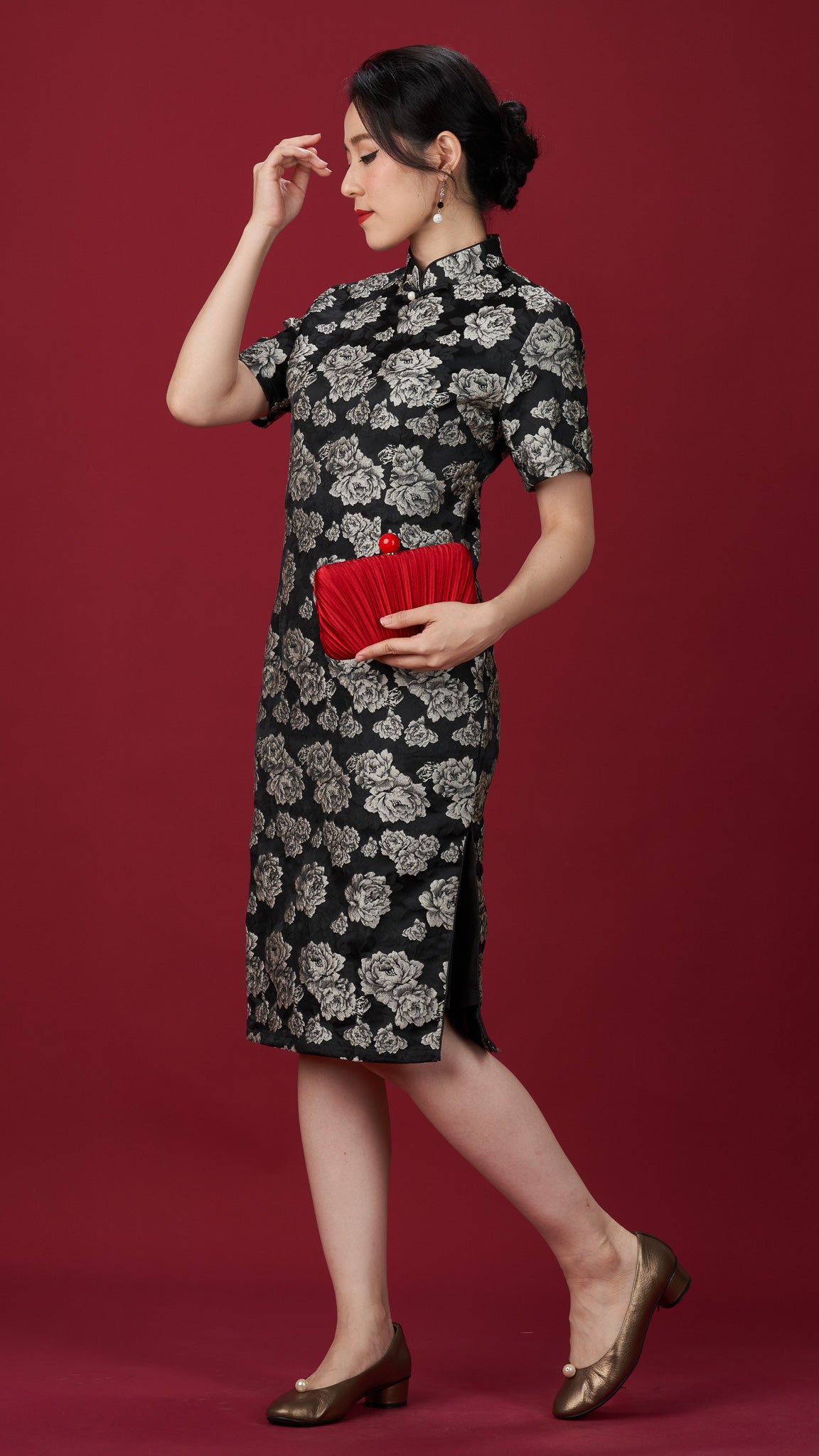 Black & Grey Floral Brocade Cheong Sam