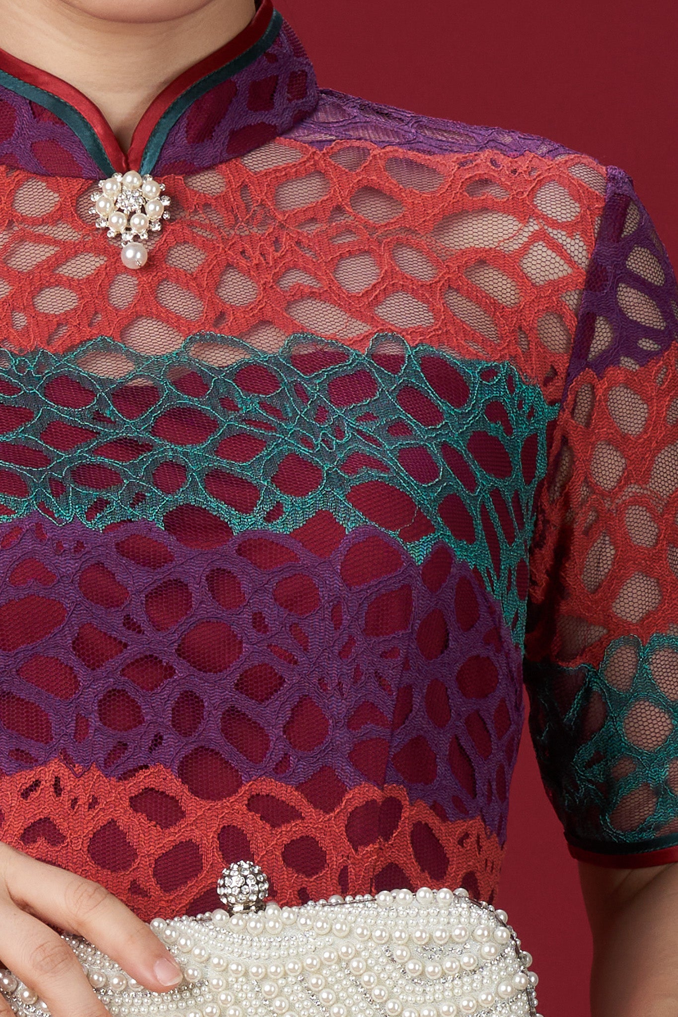 Multi-coloured Striped Lace Elbow Length Sleeved Cheong Sam