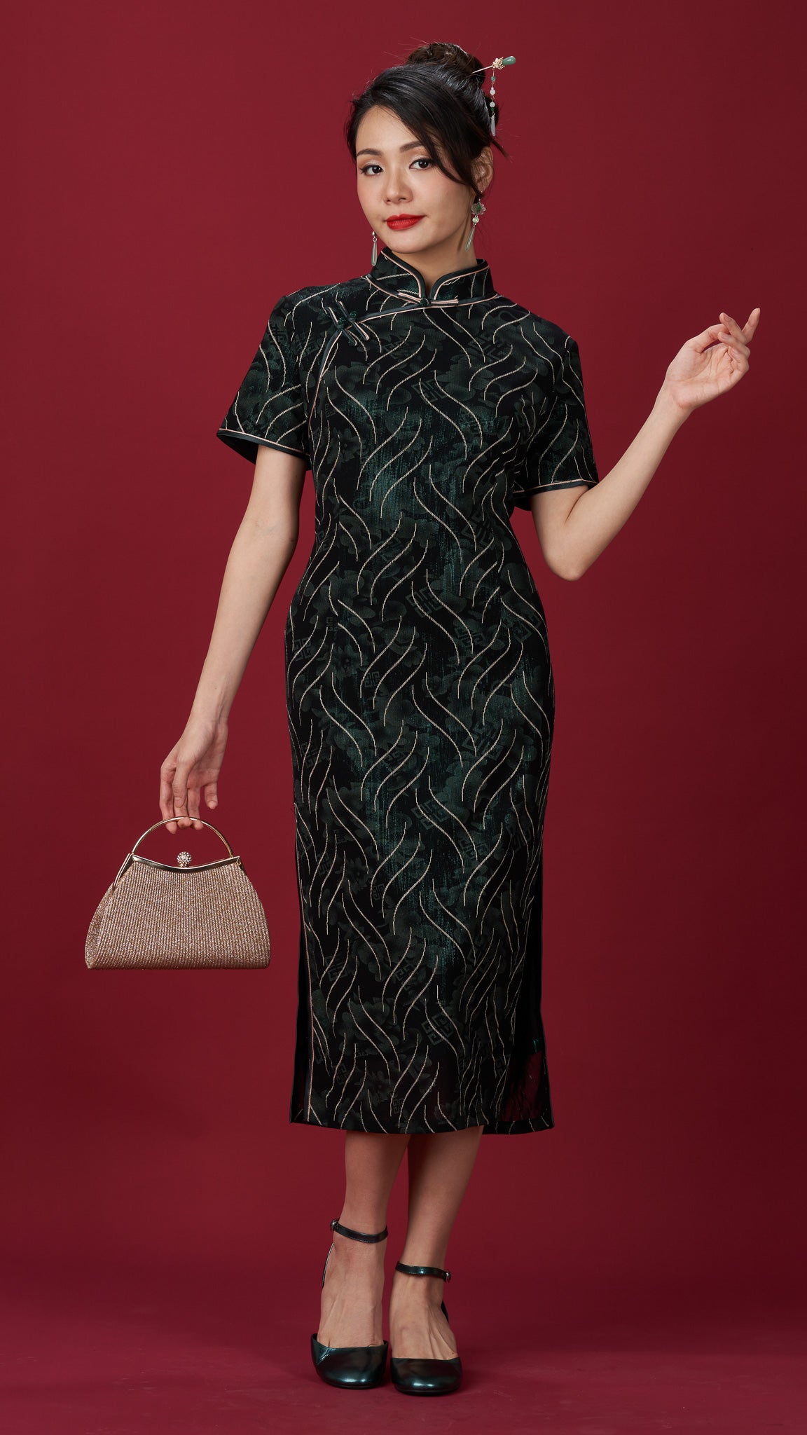 Dark Green Wave Patterned Netting Cheong Sam